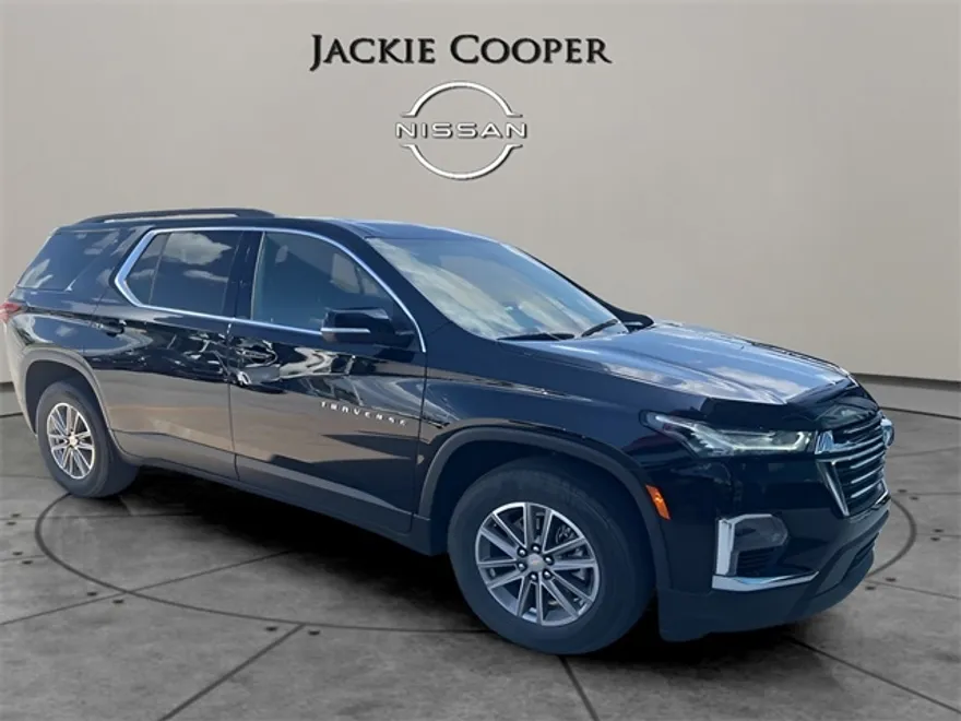 2023 Chevrolet Traverse 1LT photo 1
