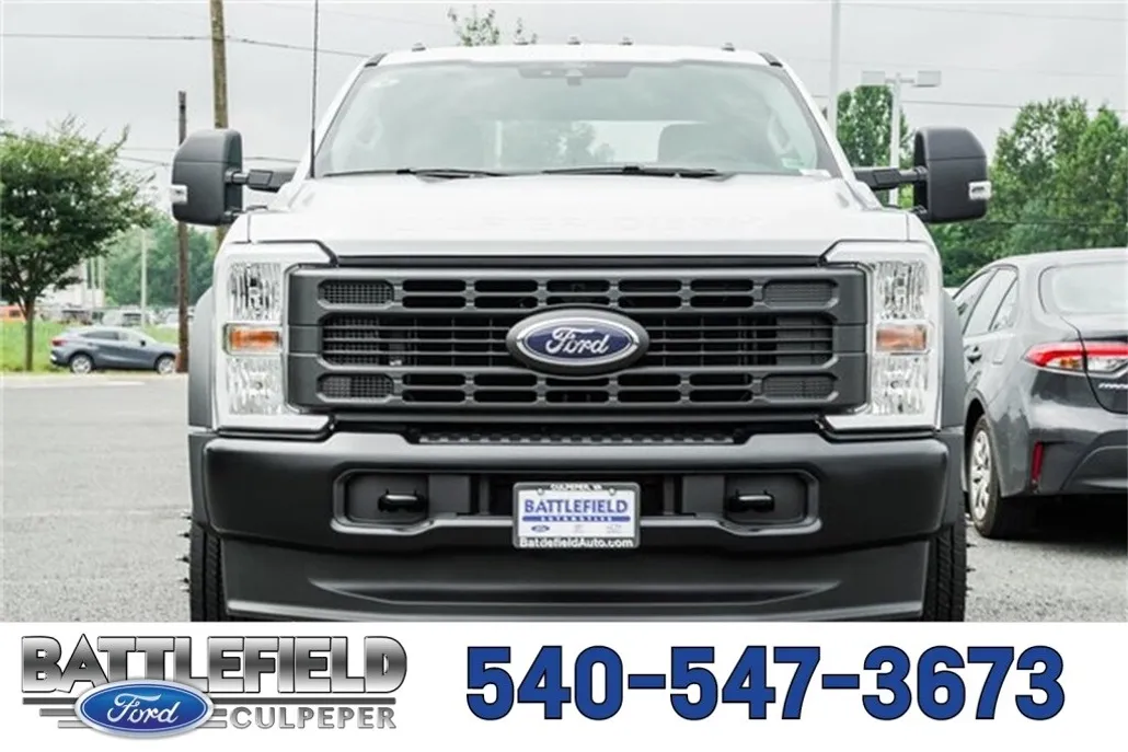2025 Ford F-550 XL photo 1