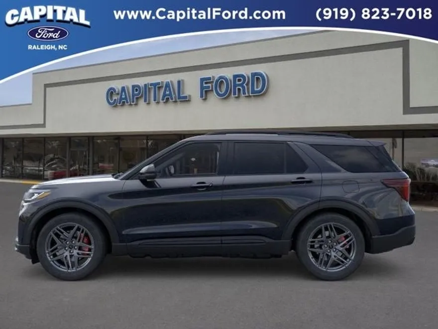 2025 Ford Explorer ST photo 1