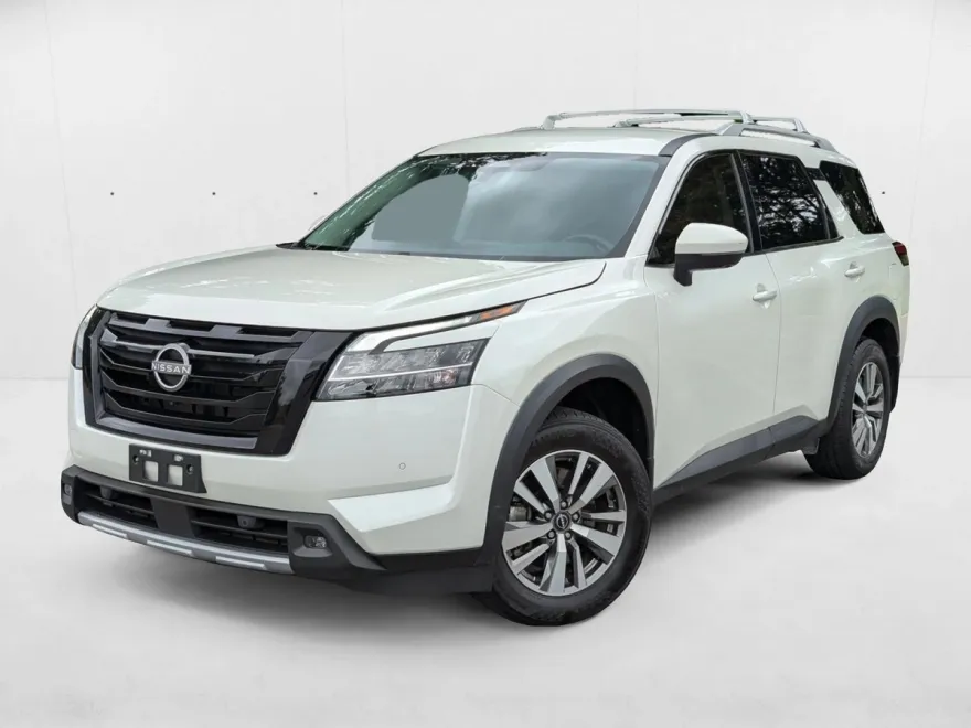 2023 Nissan Pathfinder SL photo 1