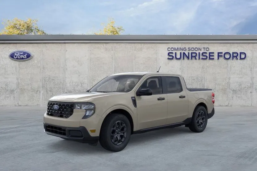 2025 Ford Maverick XLT photo 1