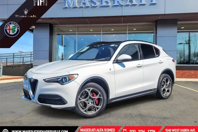 2022 Alfa Romeo Stelvio Ti photo 1