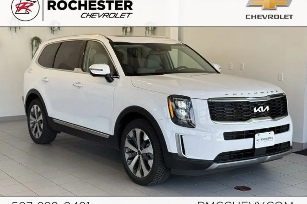 2022 Kia Telluride EX photo 1