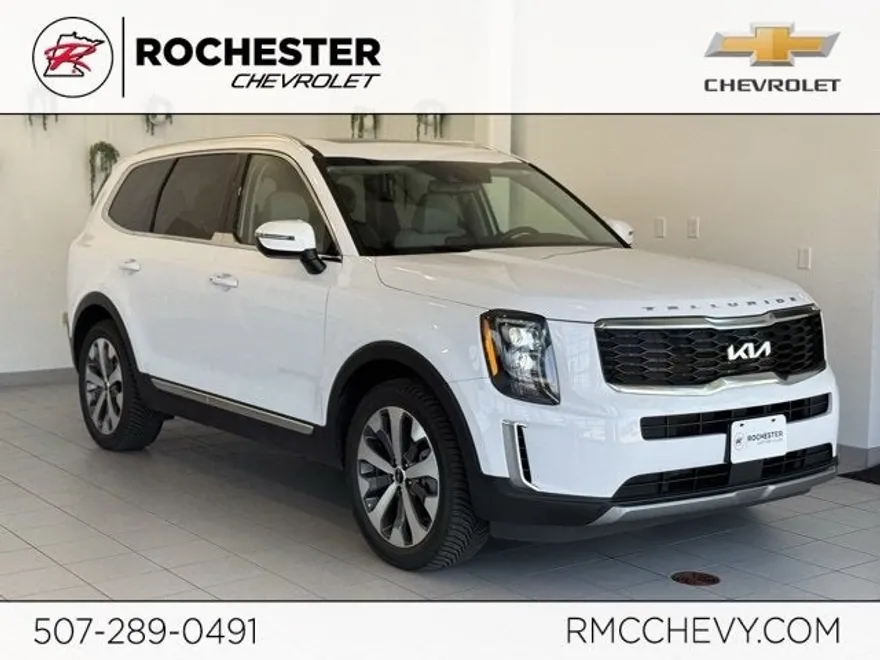 2022 Kia Telluride EX photo 1