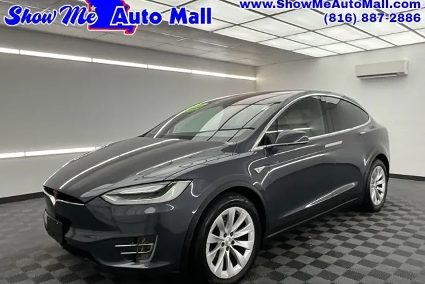 2016 Tesla Model X 90D photo 1