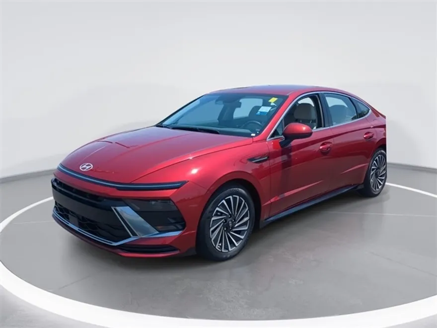 2025 Hyundai Sonata Hybrid SEL photo 1