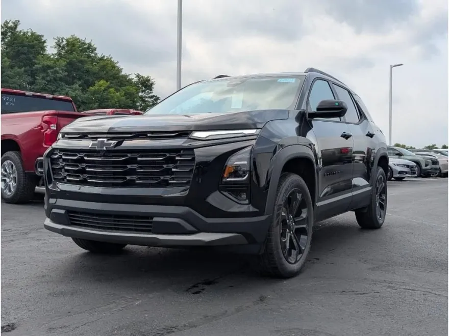 2026 Chevrolet Equinox LT photo 1