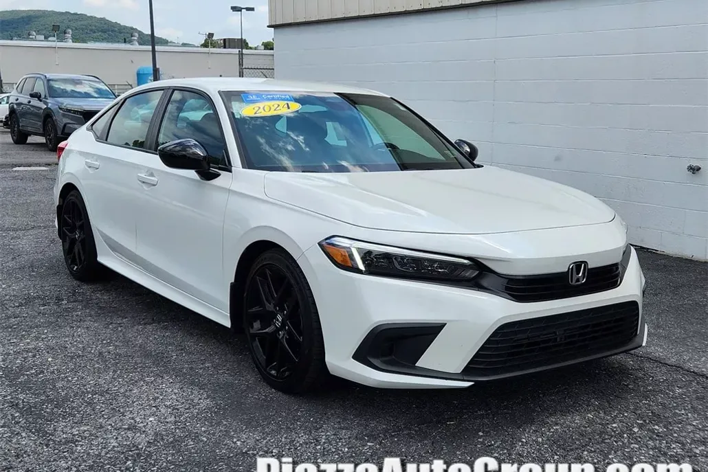 2024 Honda Civic Sport photo 1