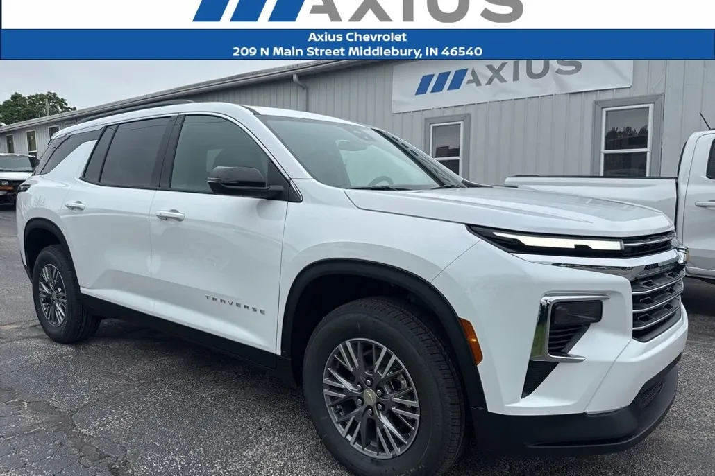 2025 Chevrolet Traverse photo 1