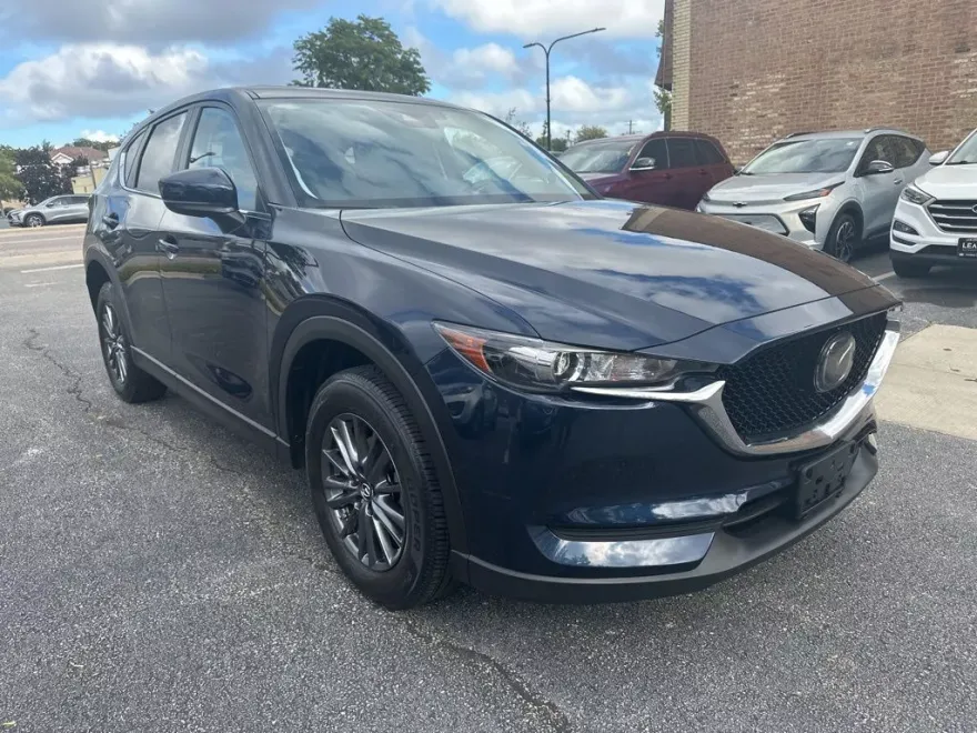 2021 Mazda CX-5 Touring photo 1