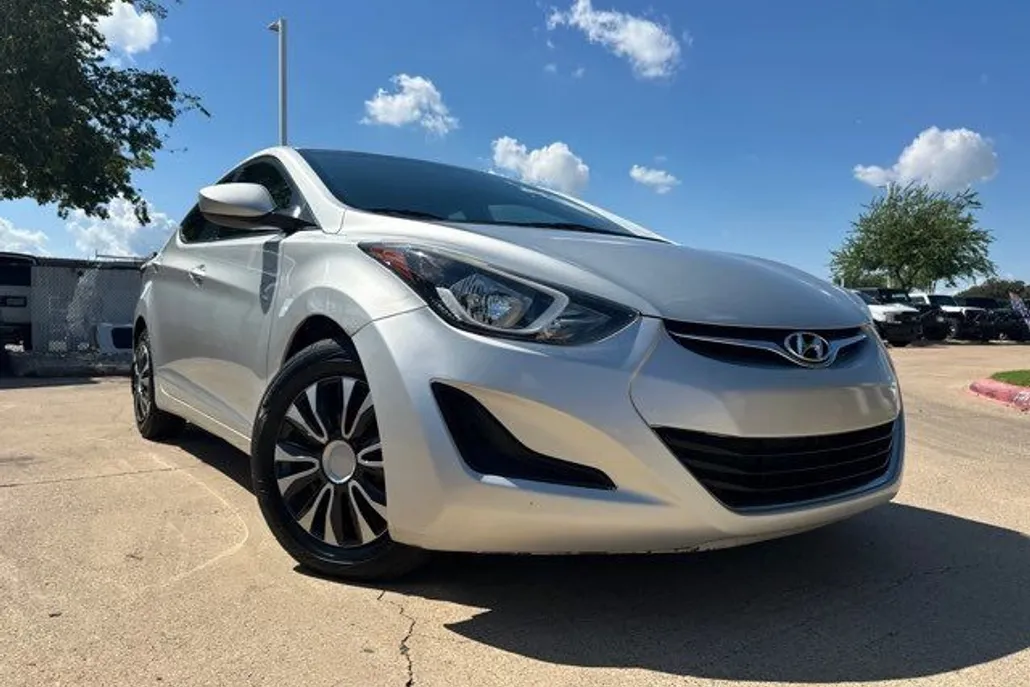 2016 Hyundai Elantra SE photo 1