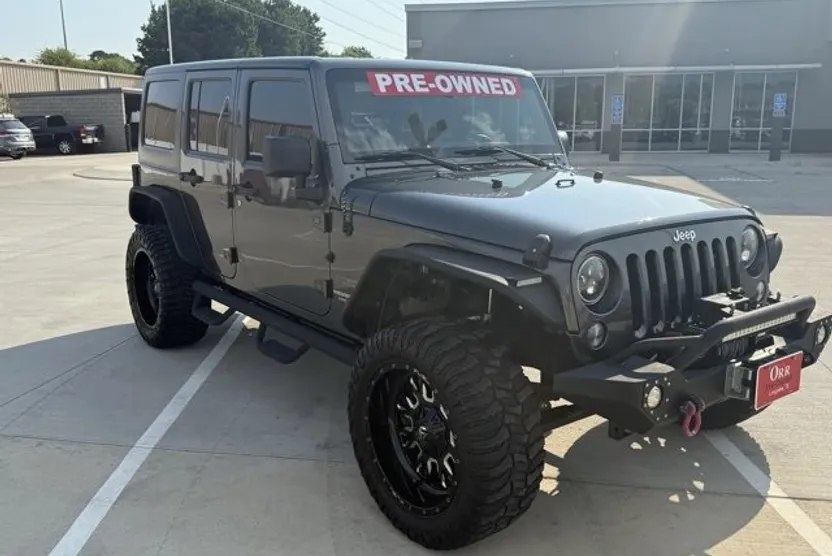 2017 Jeep Wrangler Unlimited Sport photo 1
