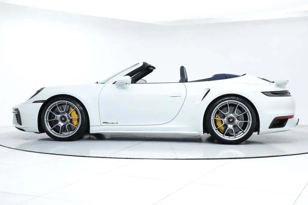 2025 Porsche 911 Turbo S Cabriolet photo 1
