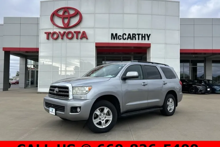 2012 Toyota Sequoia SR5 photo 1