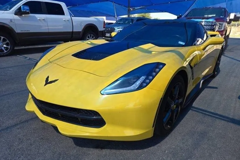 2015 Chevrolet Corvette Stingray 1LT photo 1
