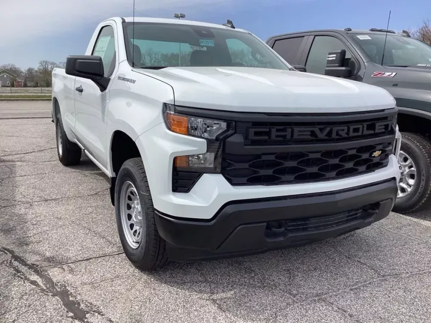2025 Chevrolet Silverado 1500 photo 1