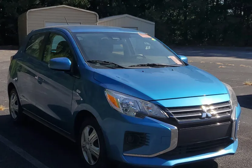 2024 Mitsubishi Mirage ES photo 1