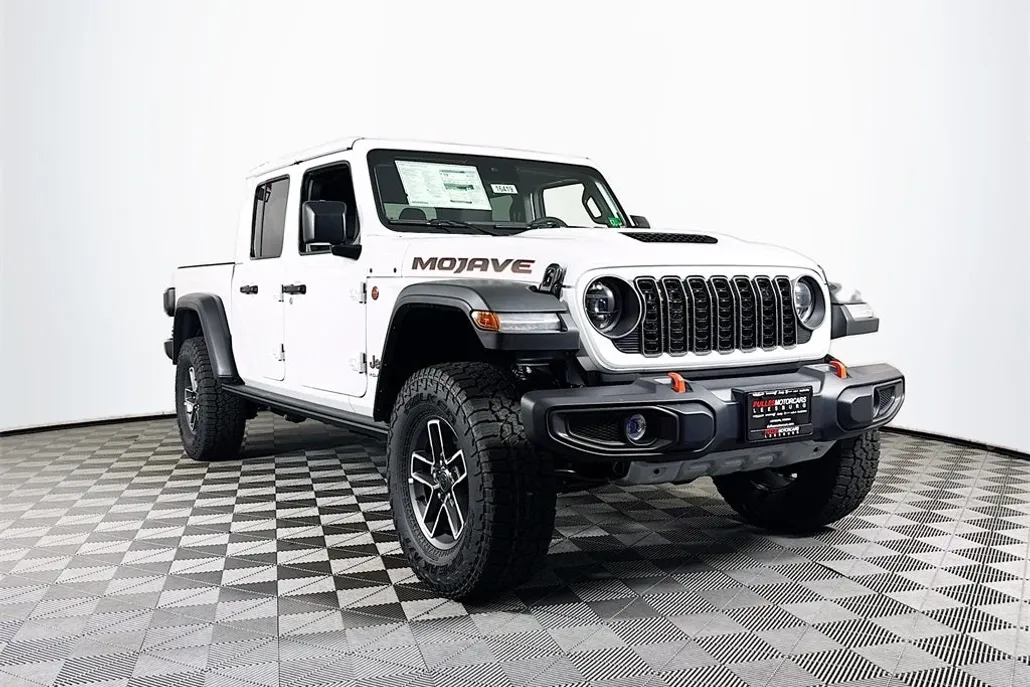 2025 Jeep Gladiator Mojave photo 1