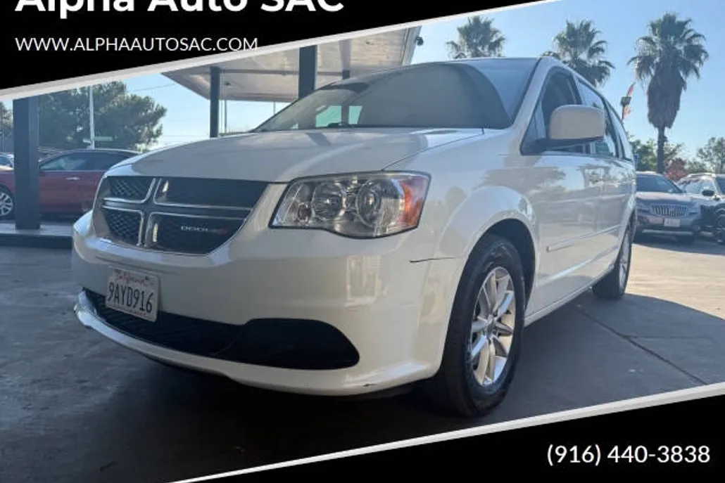 2014 Dodge Grand Caravan SXT photo 1