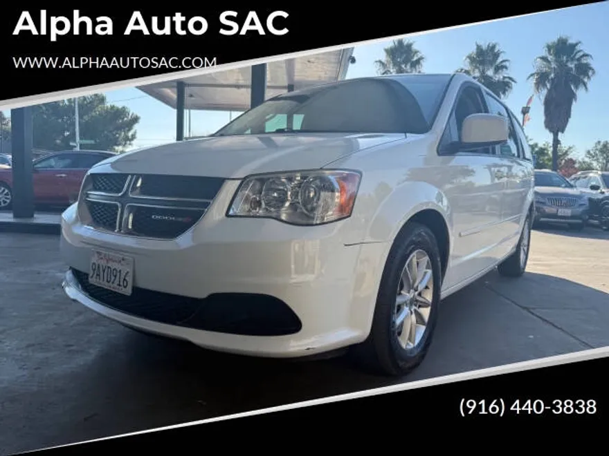 2014 Dodge Grand Caravan SXT photo 1