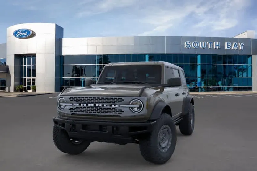 2025 Ford Bronco Badlands photo 1