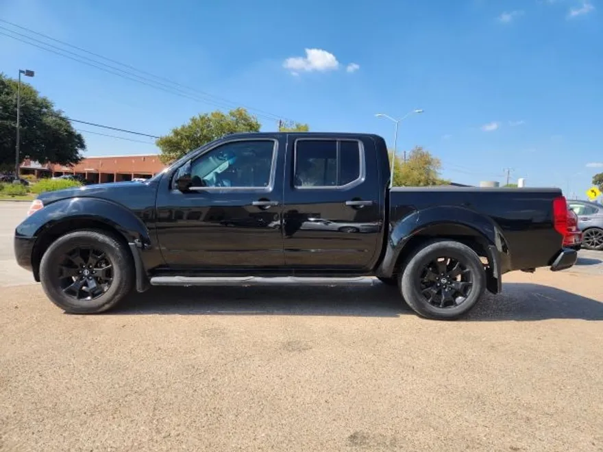 2020 Nissan Frontier Crew Cab SV photo 1