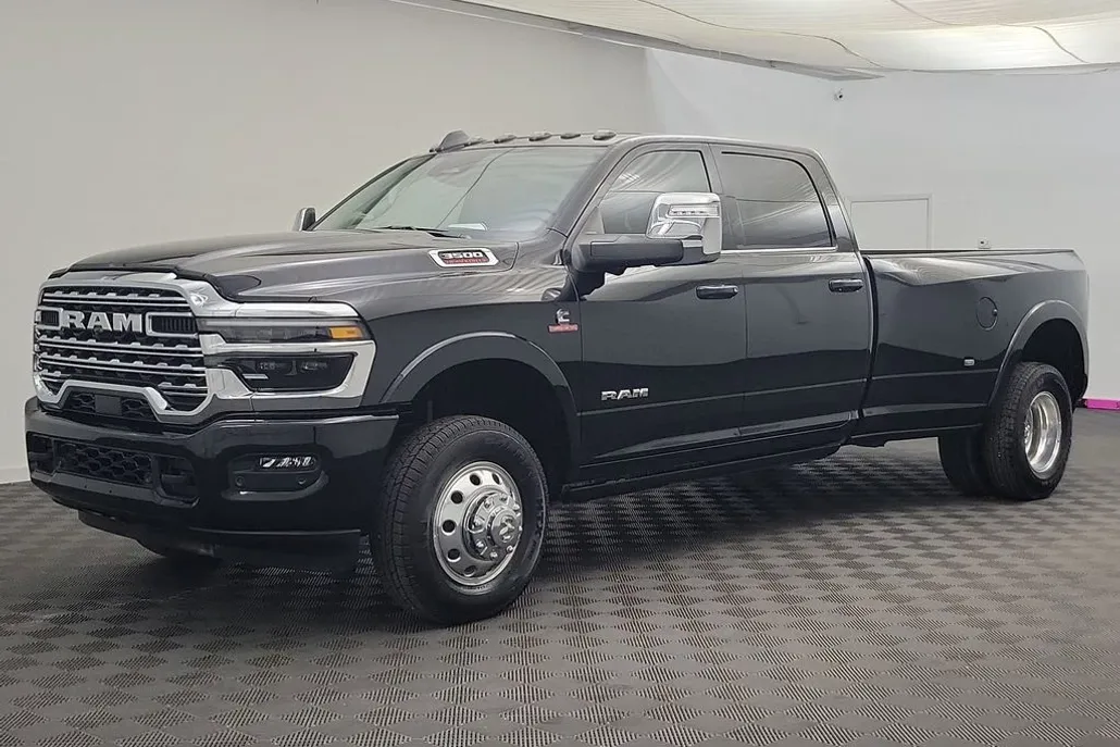 2025 Ram 3500 Longhorn photo 1
