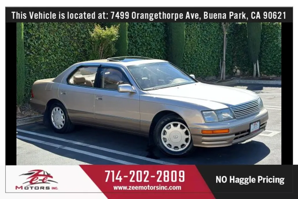 1996 Lexus LS 400 photo 1