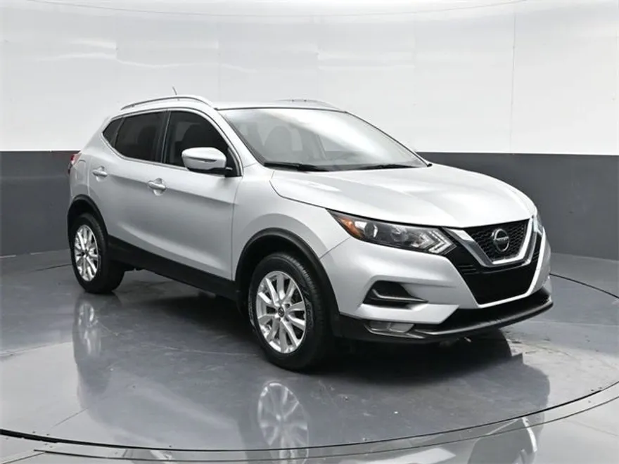 2021 Nissan Rogue Sport SV photo 1