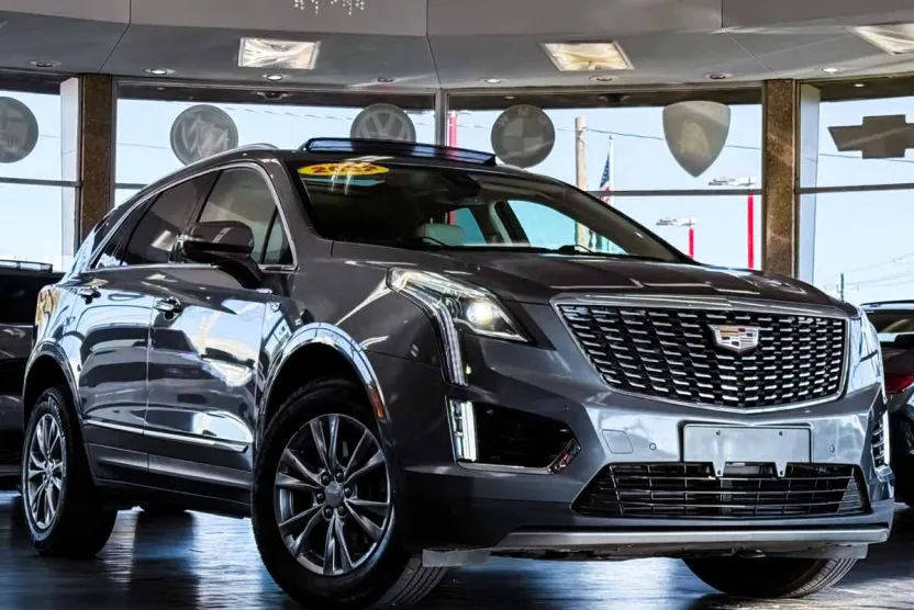 2022 Cadillac XT5 Premium Luxury photo 1