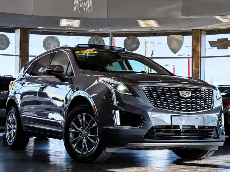 2022 Cadillac XT5 Premium Luxury photo 1