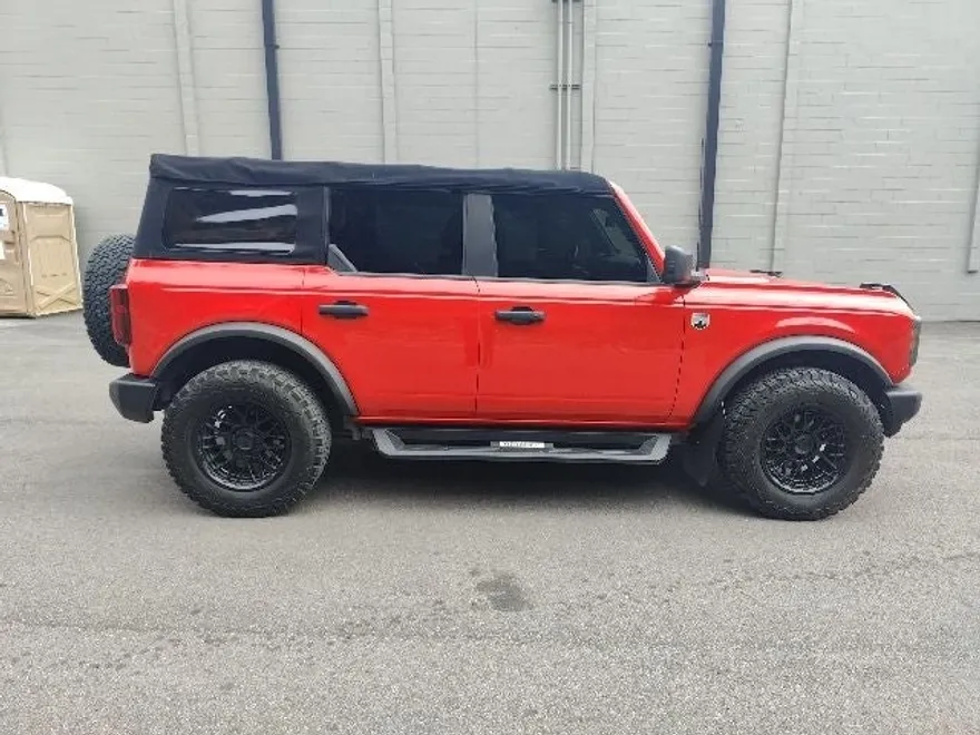 2022 Ford Bronco Big Bend photo 1