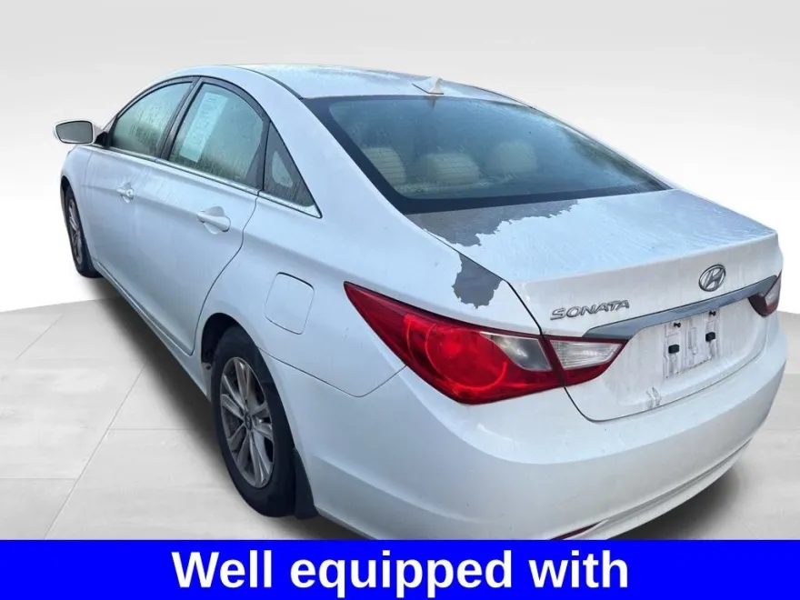 2013 Hyundai Sonata GLS photo 1