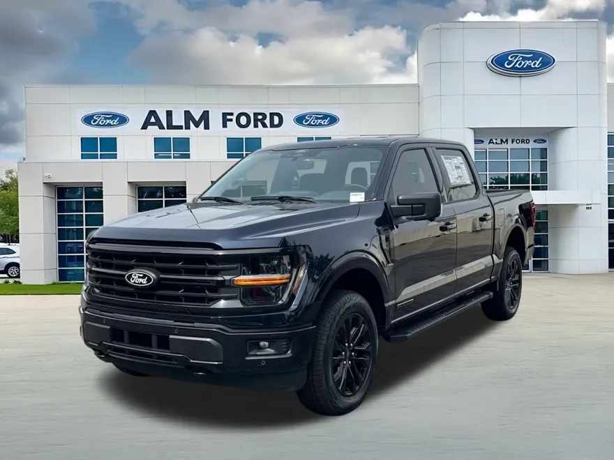 2025 Ford F-150 XLT photo 1