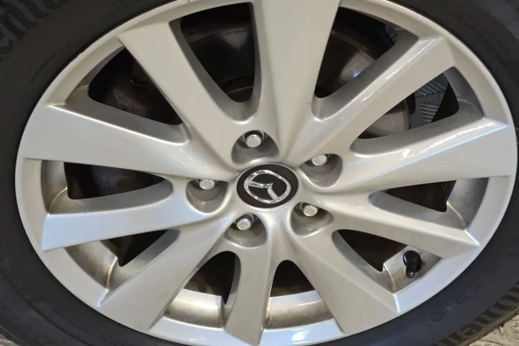 2016 Mazda CX-5 Sport photo 1