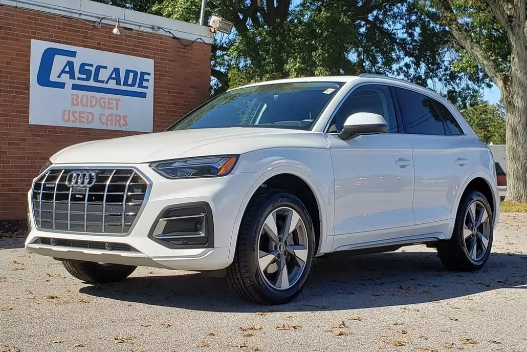 2023 Audi Q5 Premium Plus 40 TFSI photo 1