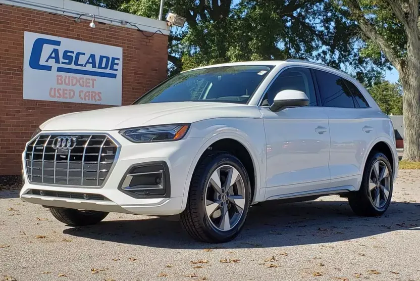 2023 Audi Q5 Premium Plus 40 TFSI photo 1