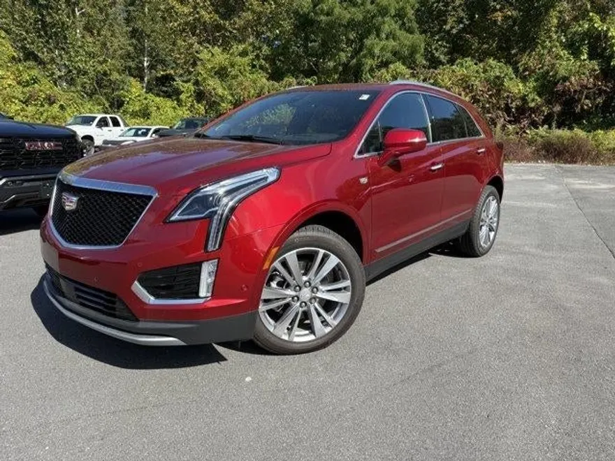 2024 Cadillac XT5 Platinum Premium Luxury photo 1