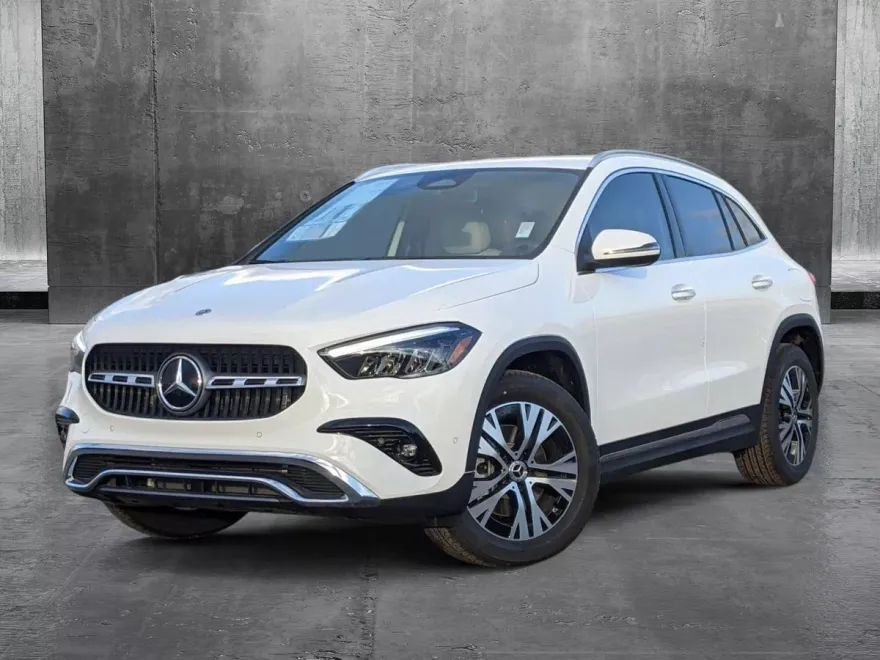 2025 Mercedes Benz GLA 250 4MATIC photo 1