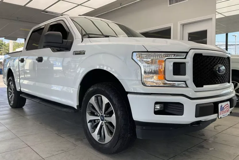 2019 Ford F-150 XL photo 1