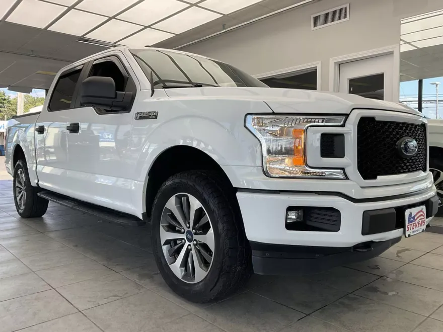 2019 Ford F-150 XL photo 1