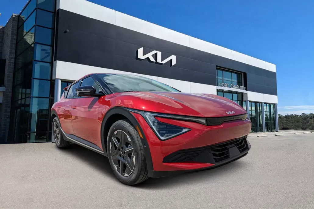 2025 Kia EV6 Light photo 1