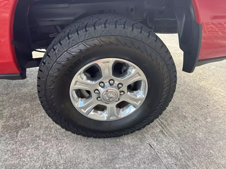 2024 Ram 2500 Big Horn photo 1