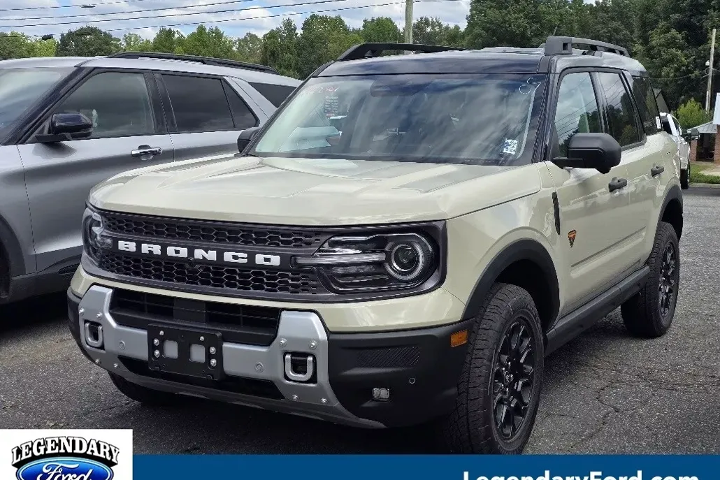 2025 Ford Bronco Sport Badlands photo 1