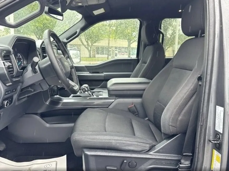 2023 Ford F-150 XL photo 1