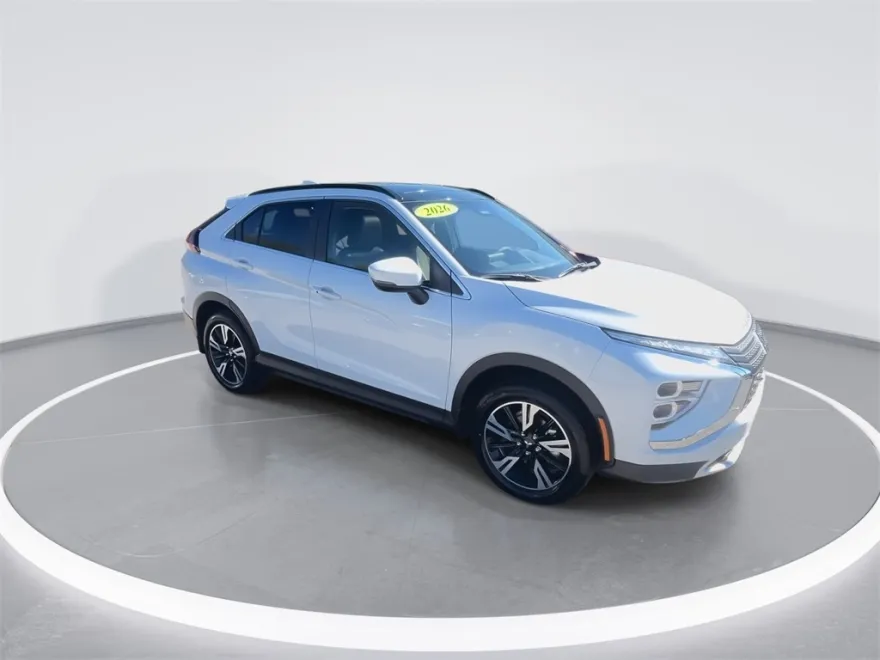 2026 Mitsubishi Eclipse Cross SE photo 1
