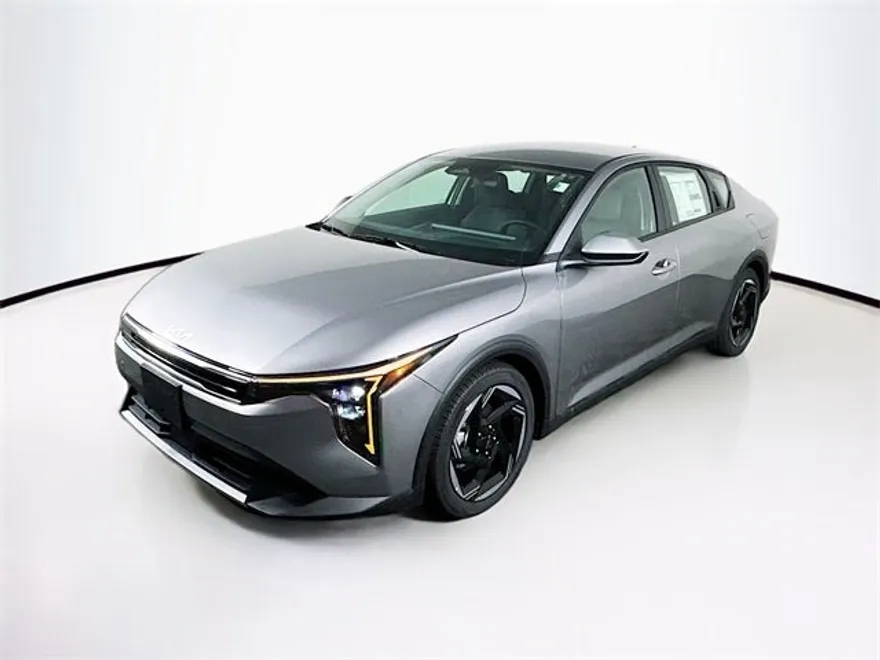 2025 Kia K4 EX photo 1