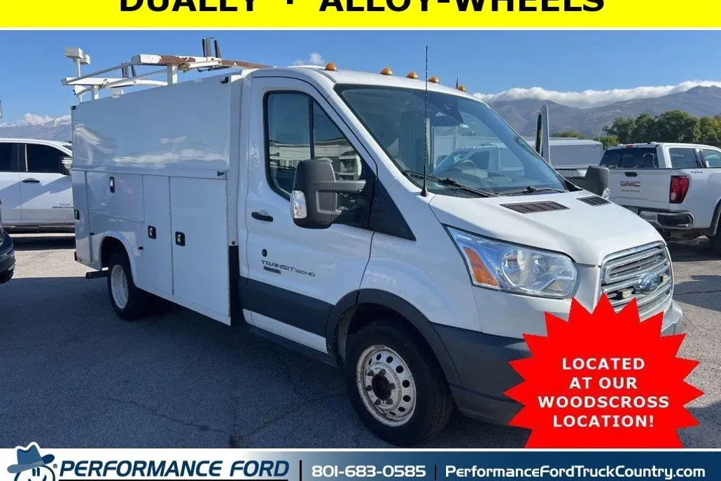 2018 Ford Transit Cutaway photo 1