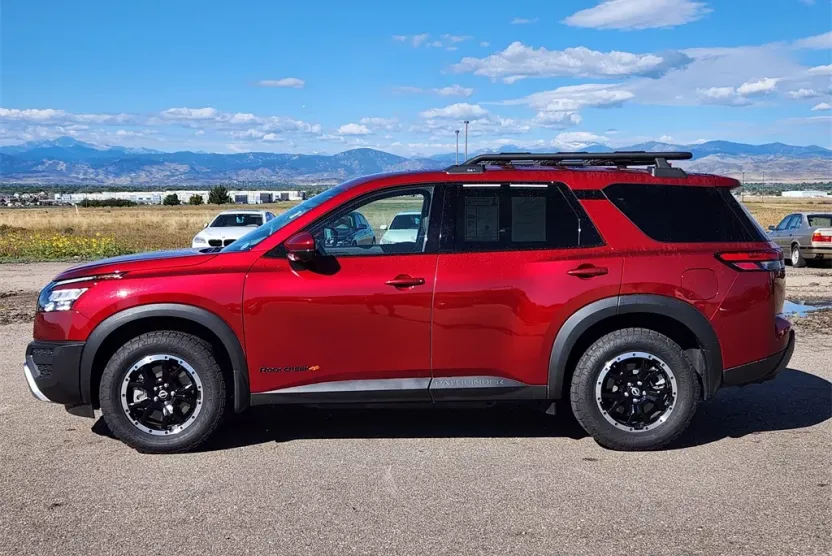 2023 Nissan Pathfinder Rock Creek photo 1