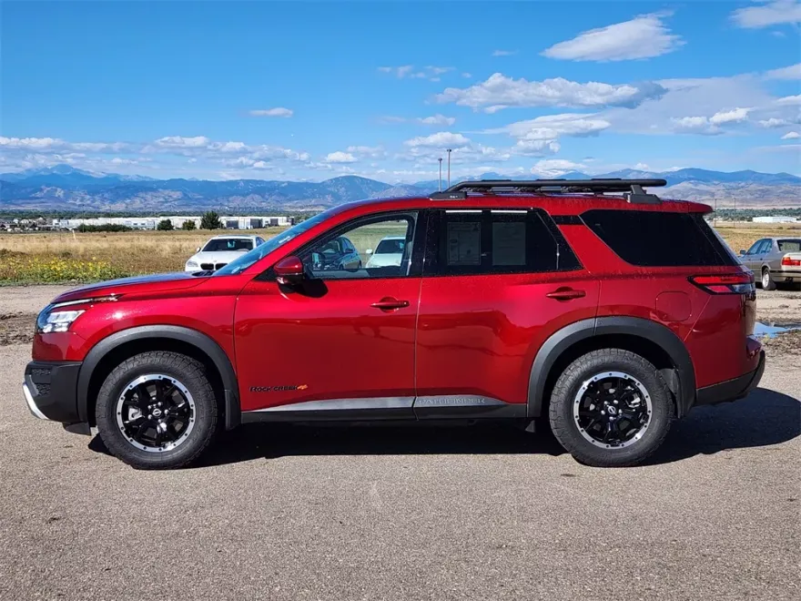 2023 Nissan Pathfinder Rock Creek photo 1